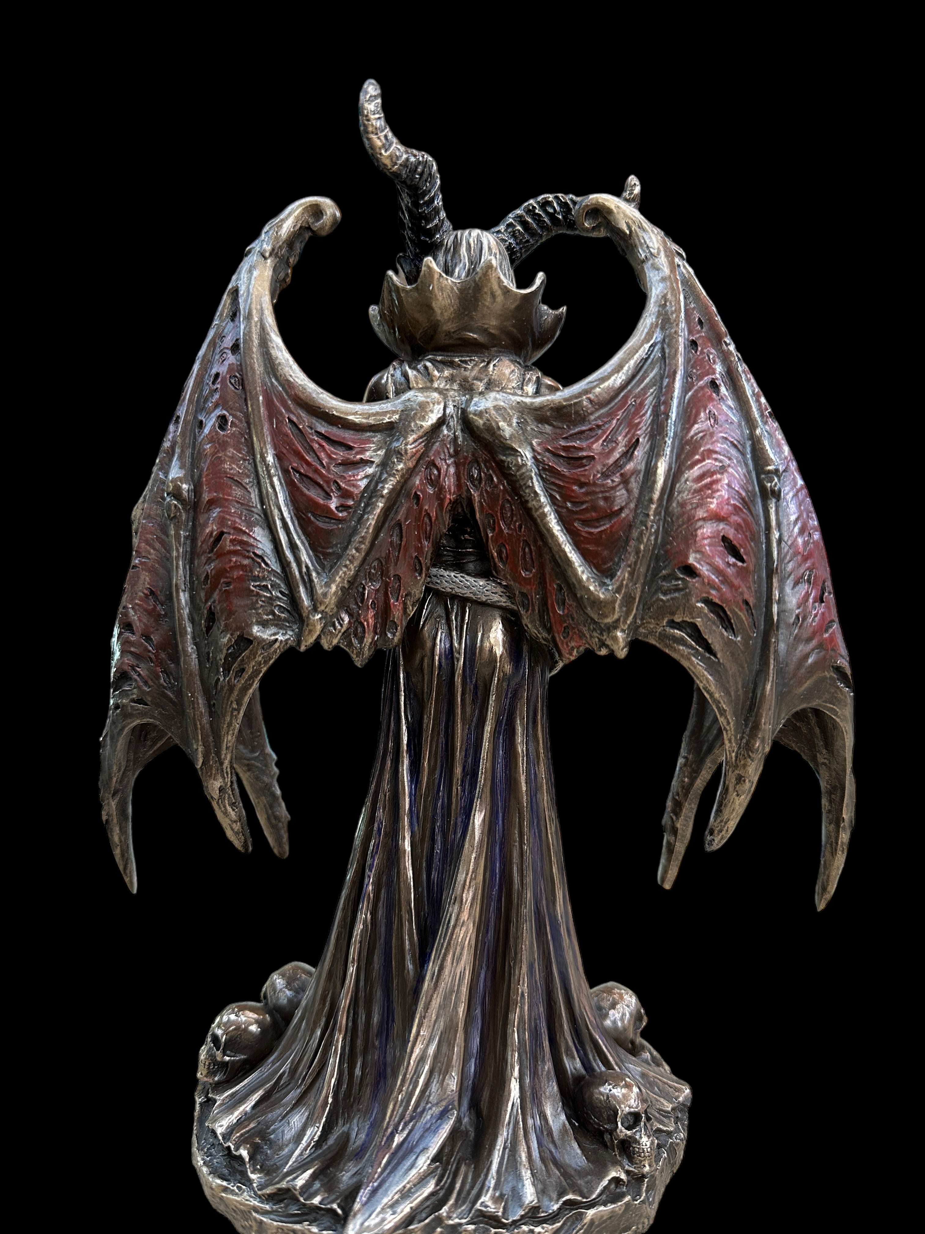 Lilith Statue