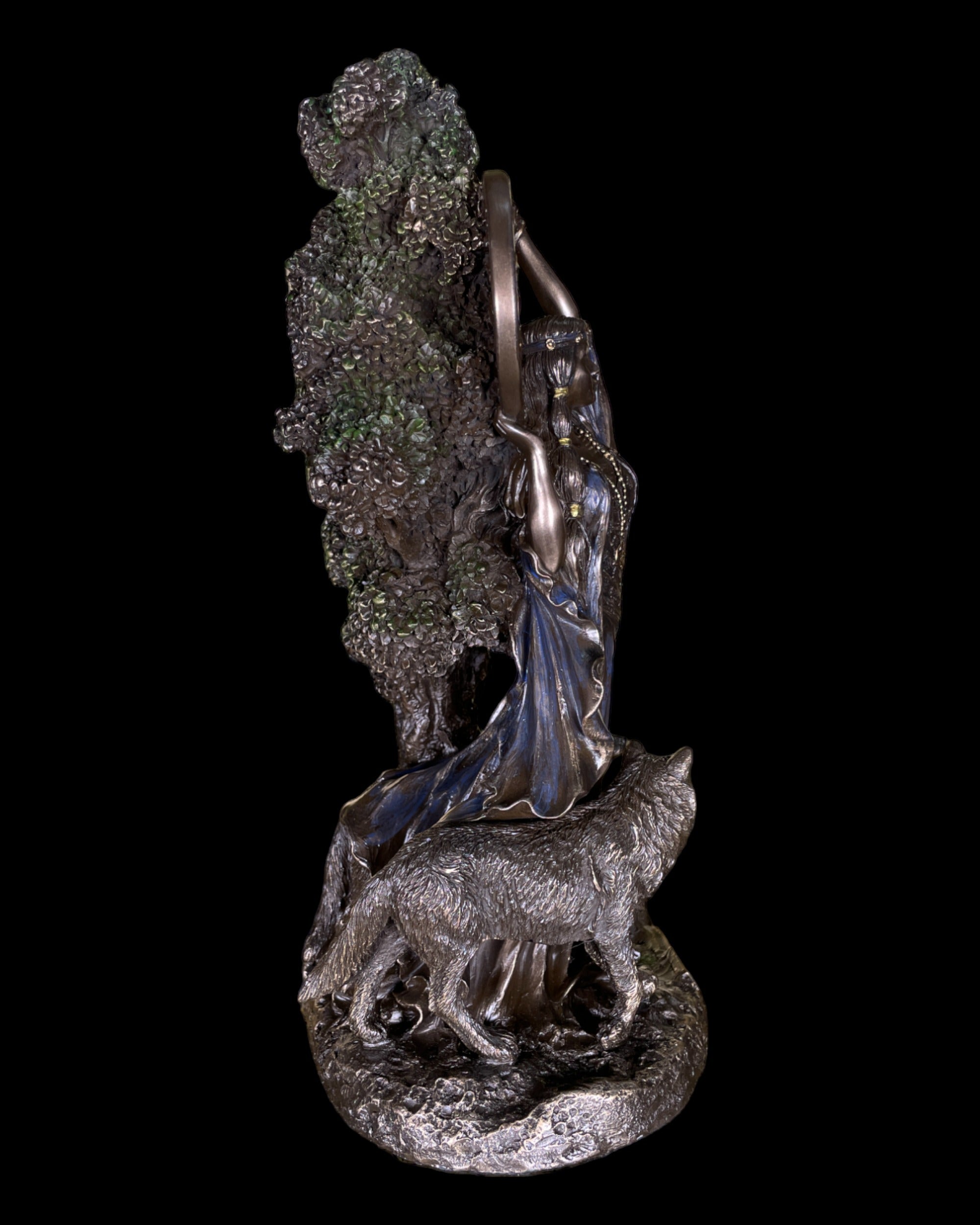 Arianrhod Statue