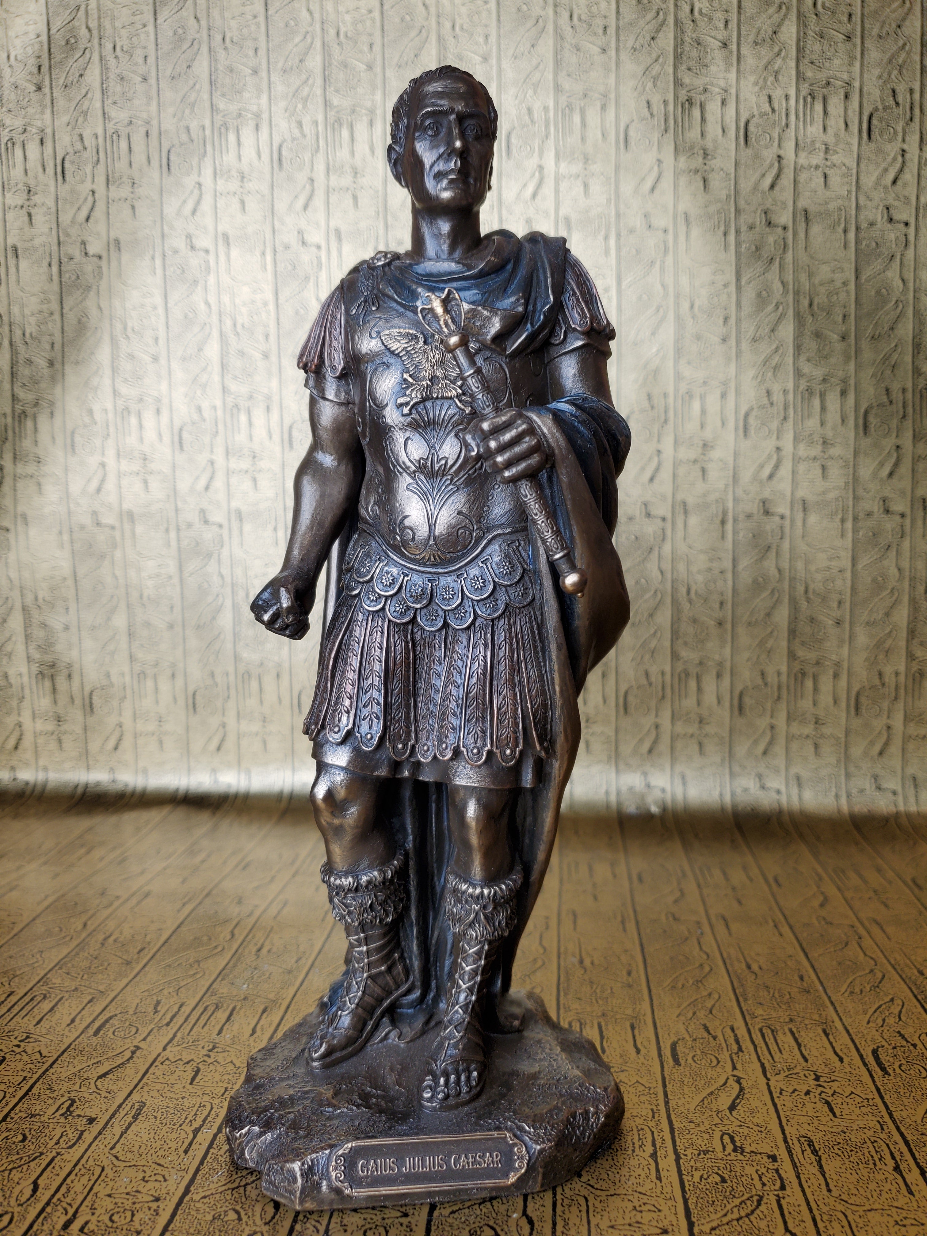 Julius Cesar Statue