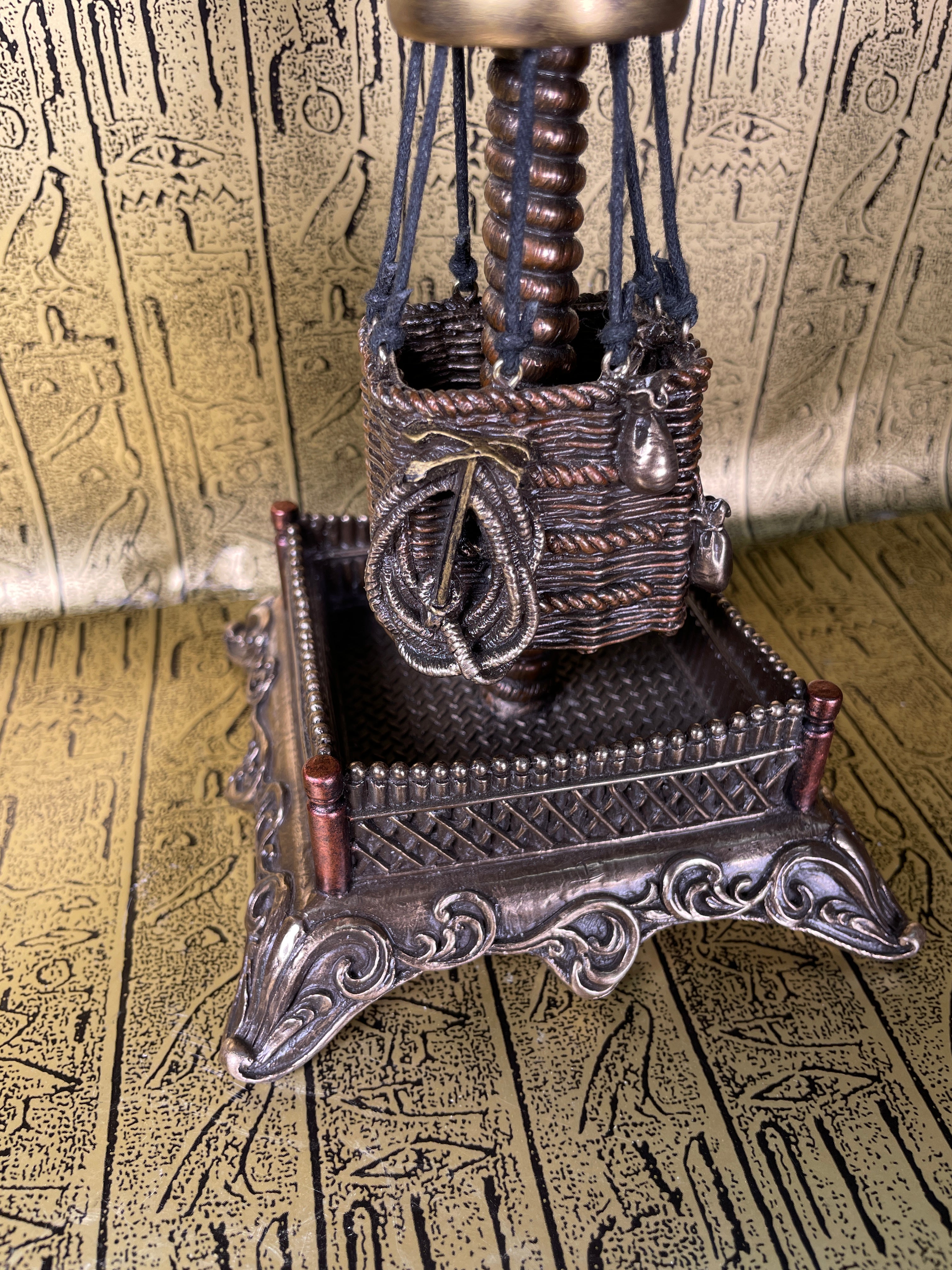 Steampunk Hot Air Balloon Clock