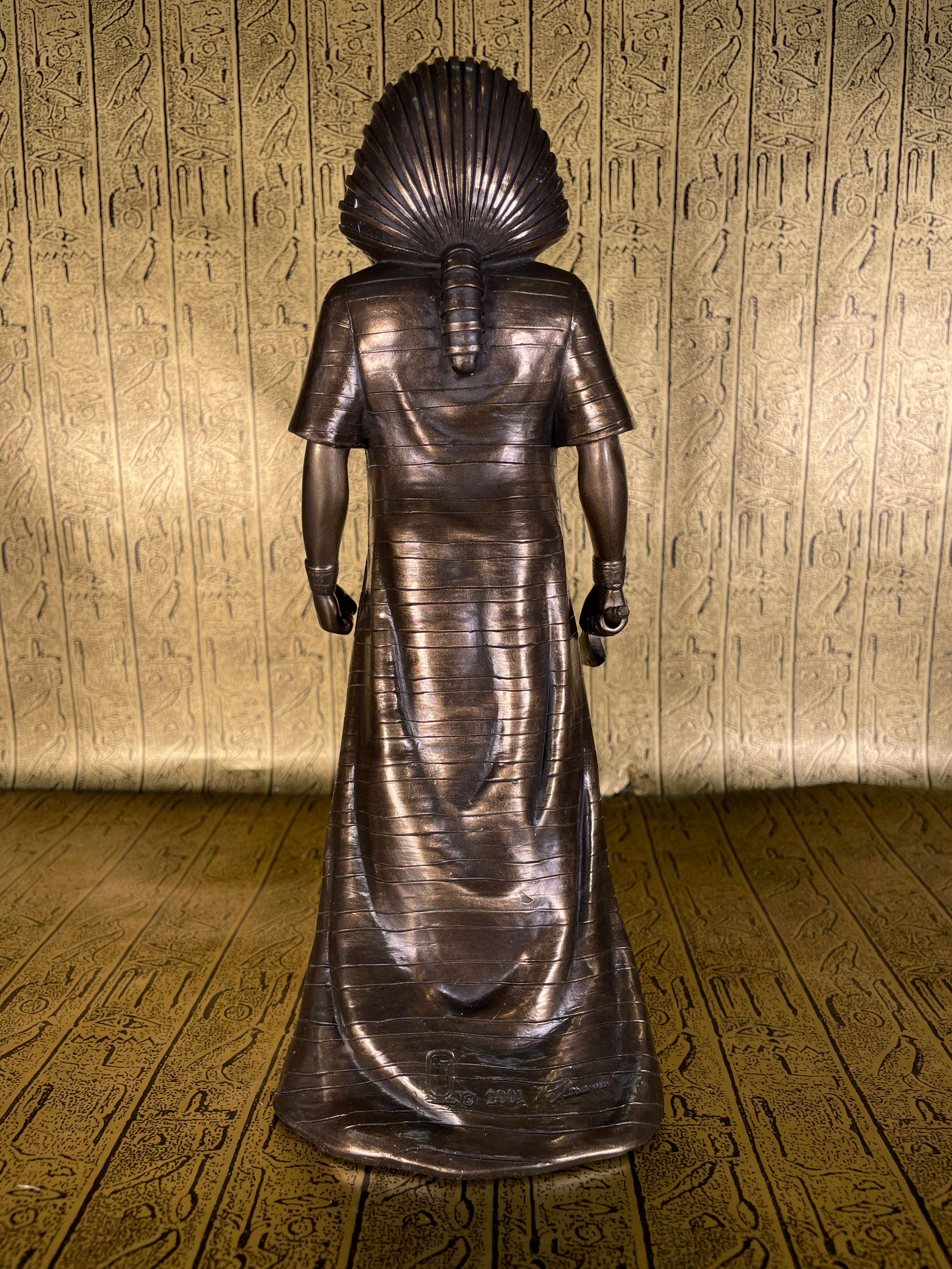 Pharaoh Holding Dagger Statue